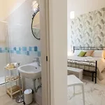 Cientopera Casa de hóspedes 4*