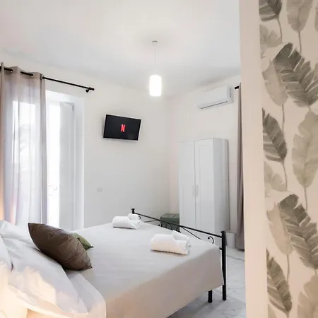 Cientopera Guest house *