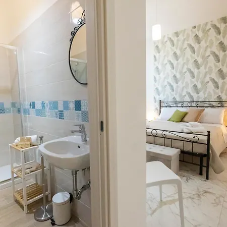 Cientopera Guest house *