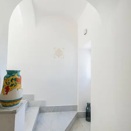 Cientopera Guest house *